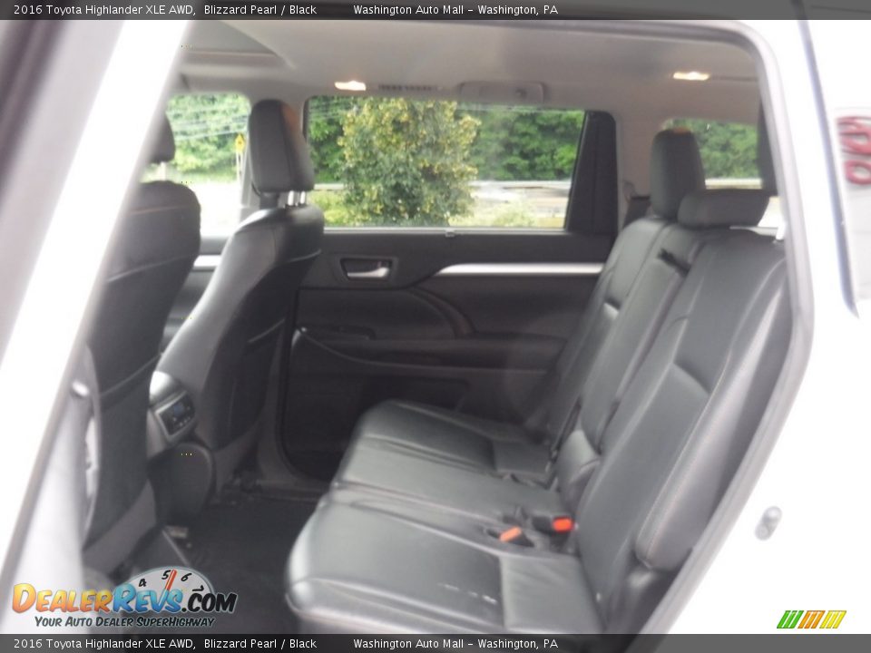 2016 Toyota Highlander XLE AWD Blizzard Pearl / Black Photo #23