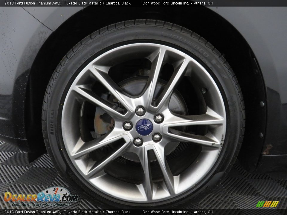 2013 Ford Fusion Titanium AWD Tuxedo Black Metallic / Charcoal Black Photo #18