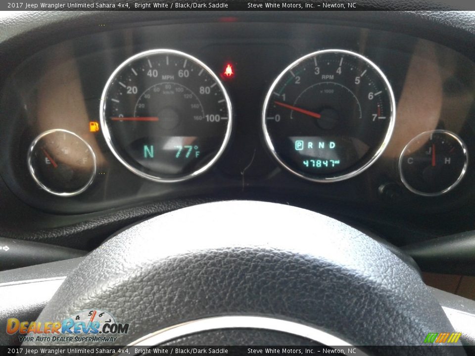 2017 Jeep Wrangler Unlimited Sahara 4x4 Bright White / Black/Dark Saddle Photo #18