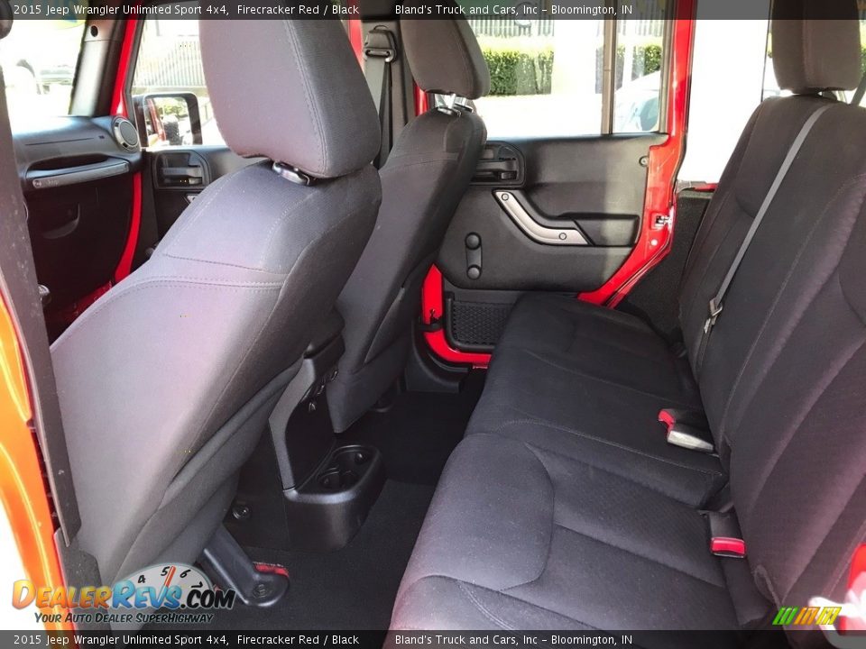 2015 Jeep Wrangler Unlimited Sport 4x4 Firecracker Red / Black Photo #10