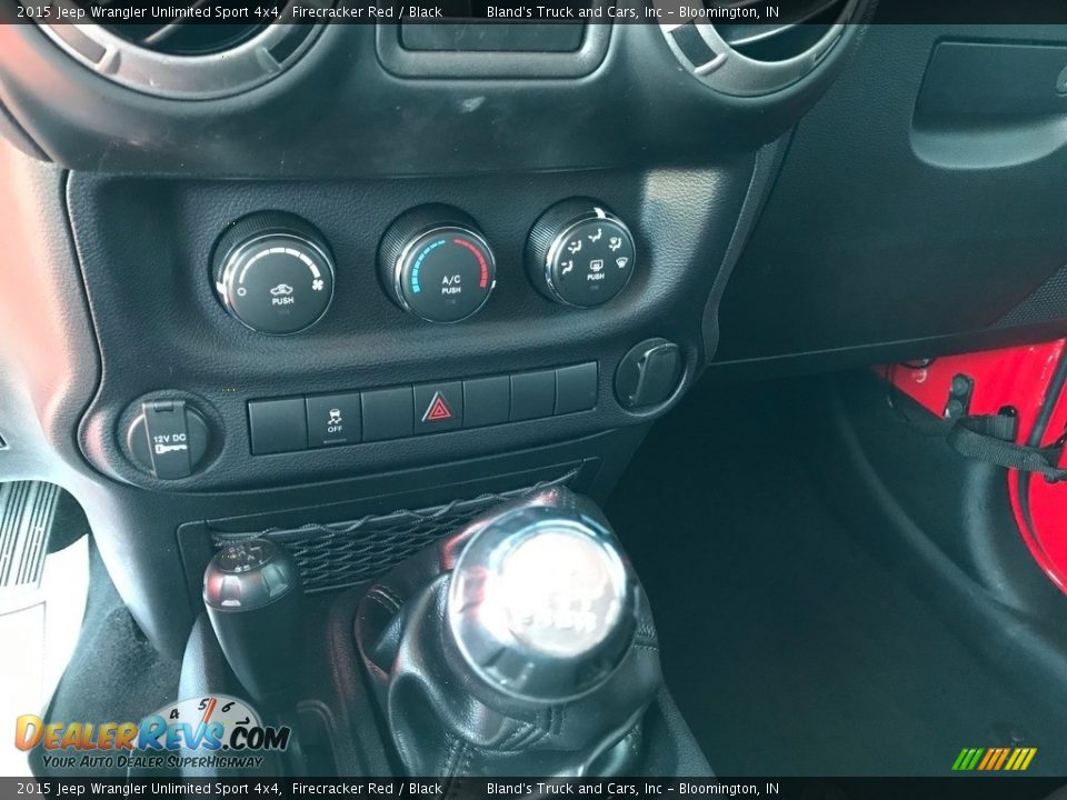 2015 Jeep Wrangler Unlimited Sport 4x4 Firecracker Red / Black Photo #18