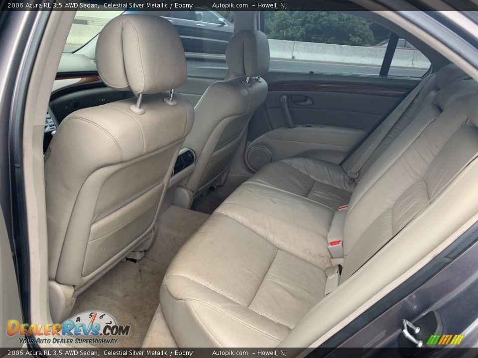 2006 Acura RL 3.5 AWD Sedan Celestial Silver Metallic / Ebony Photo #11