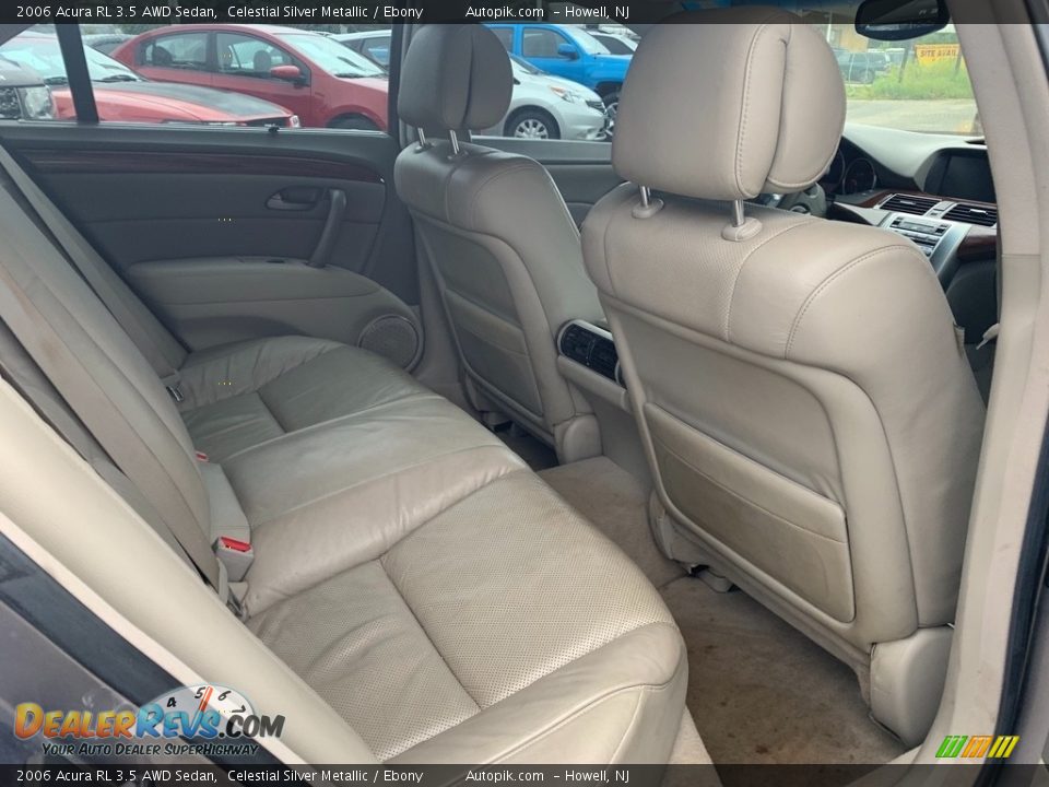 2006 Acura RL 3.5 AWD Sedan Celestial Silver Metallic / Ebony Photo #12