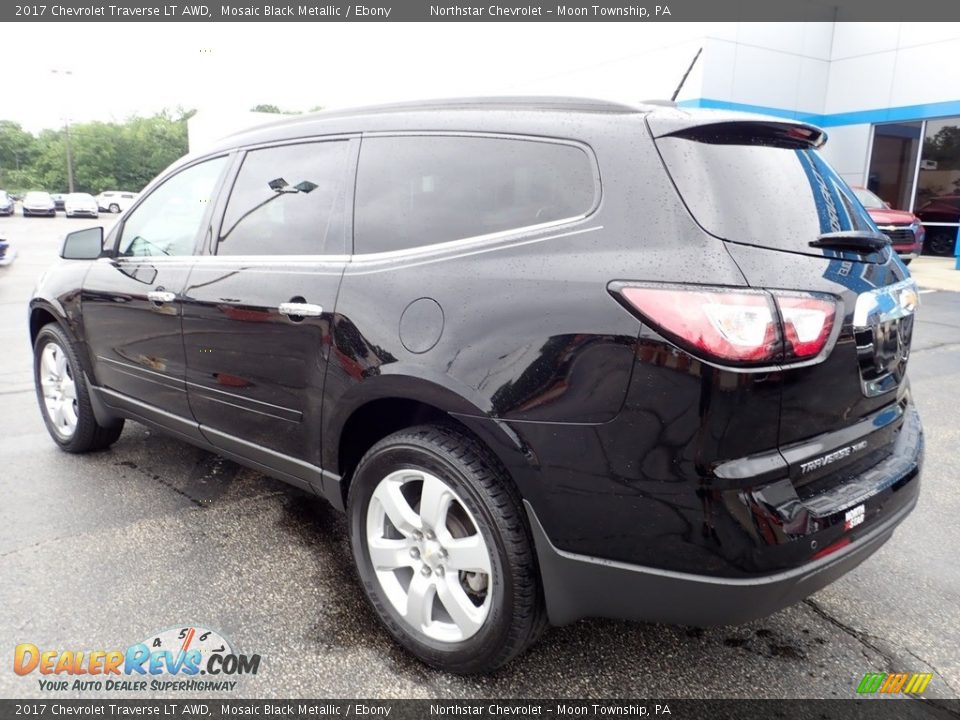 2017 Chevrolet Traverse LT AWD Mosaic Black Metallic / Ebony Photo #4