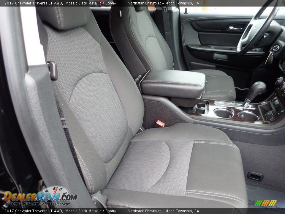 2017 Chevrolet Traverse LT AWD Mosaic Black Metallic / Ebony Photo #15
