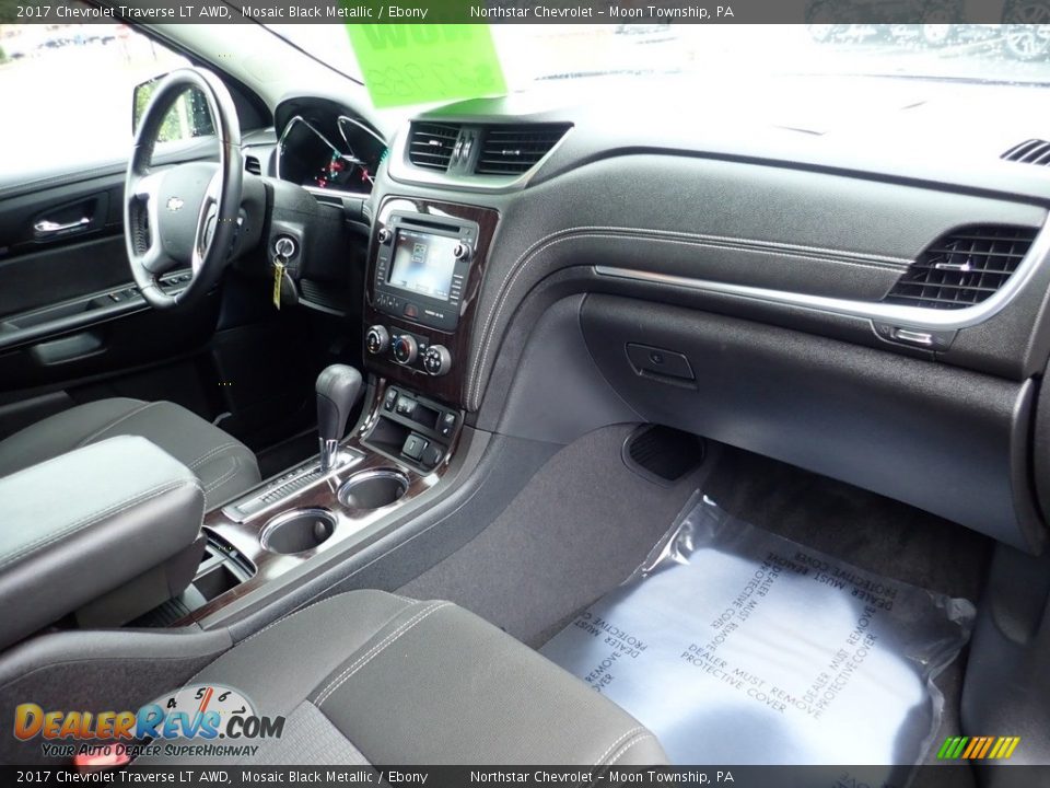 2017 Chevrolet Traverse LT AWD Mosaic Black Metallic / Ebony Photo #16