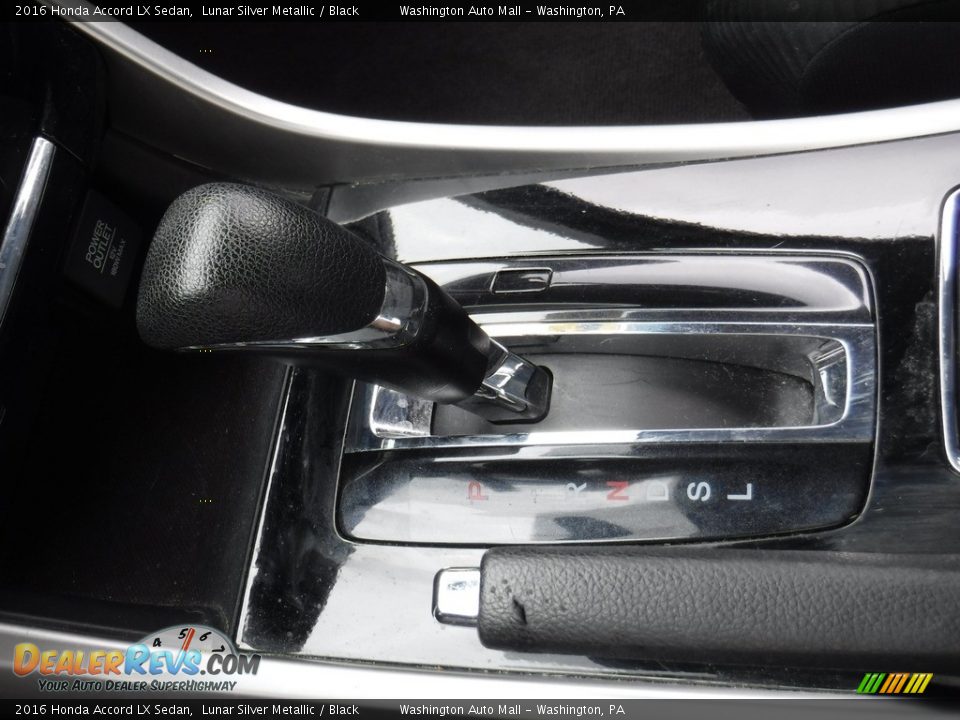 2016 Honda Accord LX Sedan Lunar Silver Metallic / Black Photo #13