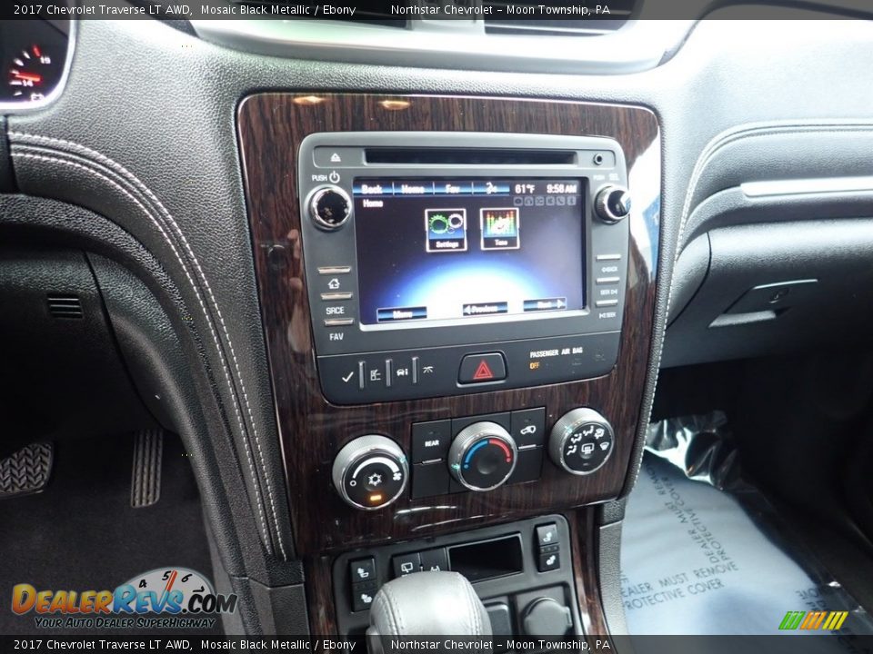 2017 Chevrolet Traverse LT AWD Mosaic Black Metallic / Ebony Photo #27