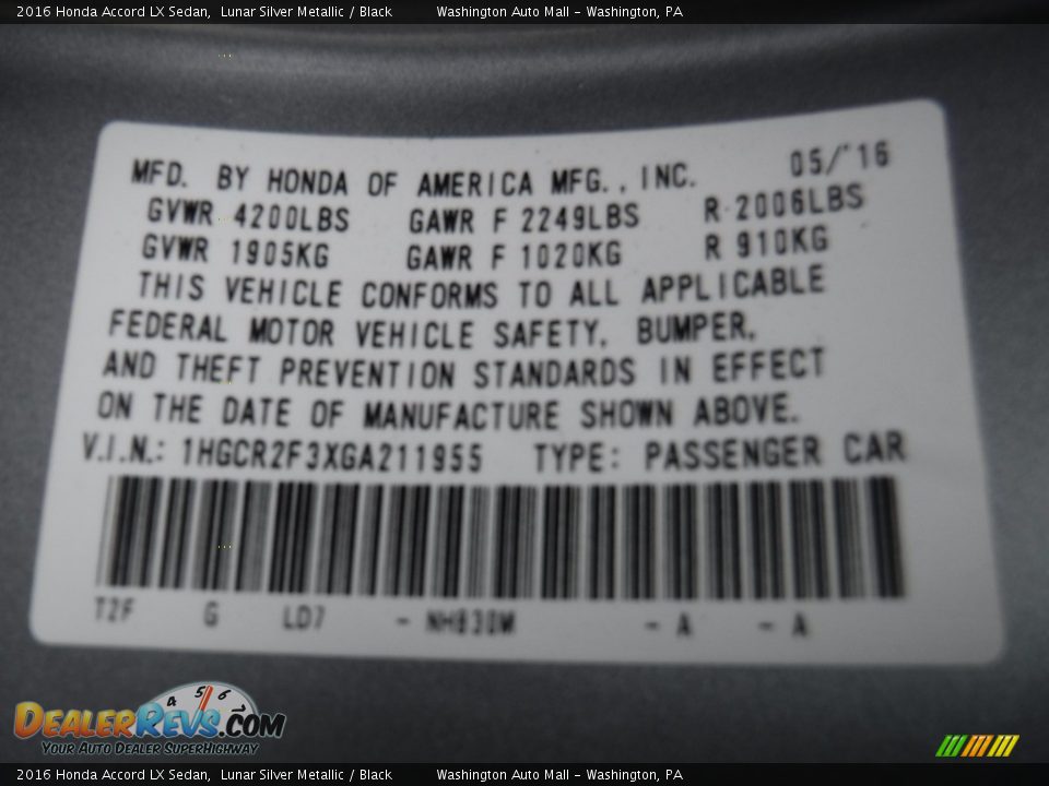 2016 Honda Accord LX Sedan Lunar Silver Metallic / Black Photo #19