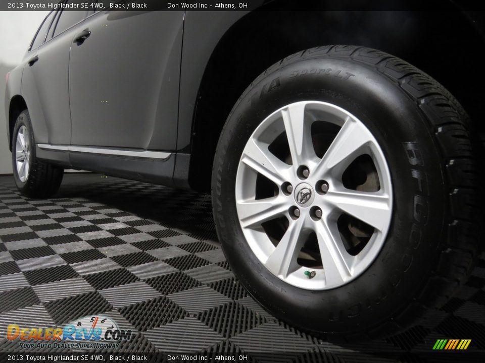 2013 Toyota Highlander SE 4WD Black / Black Photo #3