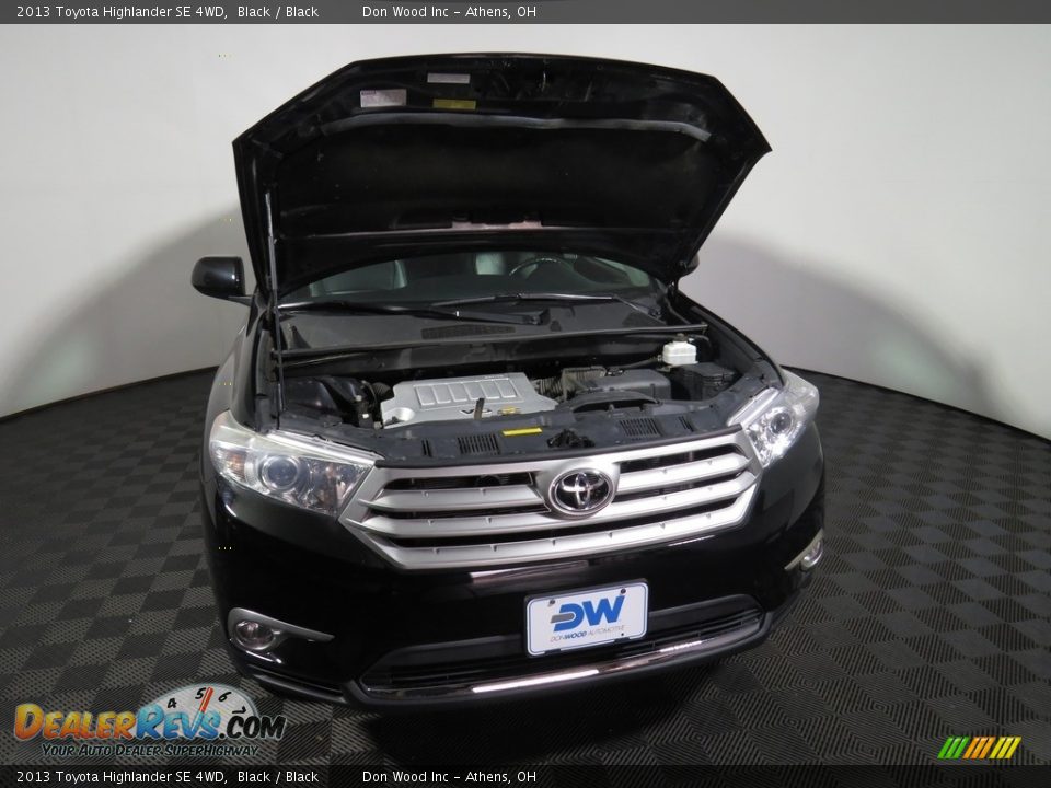 2013 Toyota Highlander SE 4WD Black / Black Photo #5