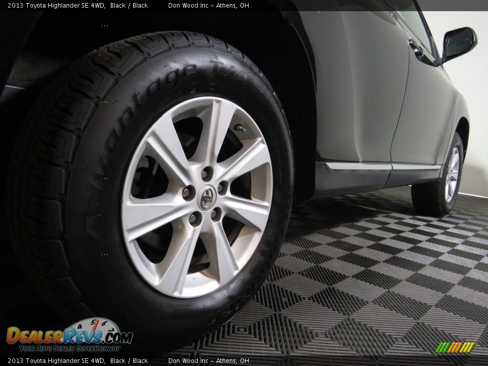 2013 Toyota Highlander SE 4WD Black / Black Photo #15