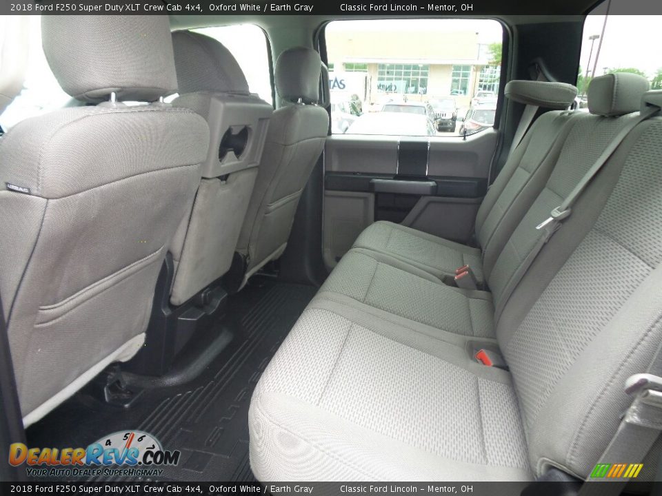2018 Ford F250 Super Duty XLT Crew Cab 4x4 Oxford White / Earth Gray Photo #5