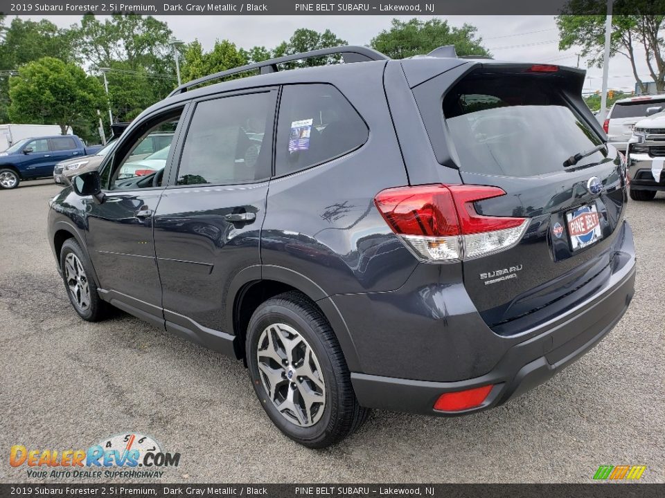 2019 Subaru Forester 2.5i Premium Dark Gray Metallic / Black Photo #4