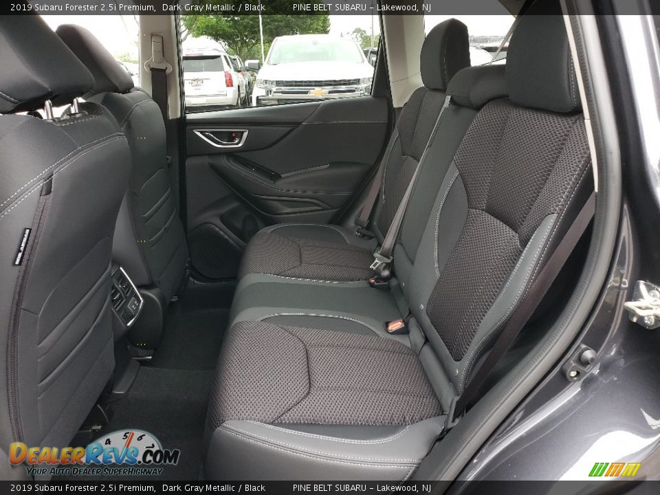 2019 Subaru Forester 2.5i Premium Dark Gray Metallic / Black Photo #6