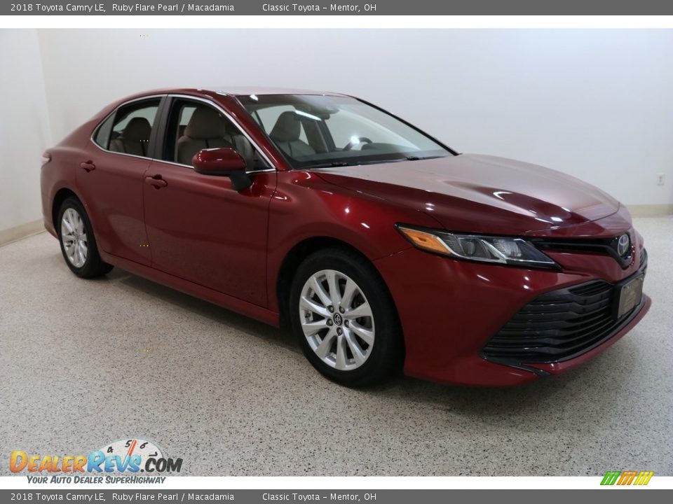2018 Toyota Camry LE Ruby Flare Pearl / Macadamia Photo #1