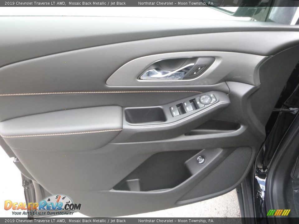 2019 Chevrolet Traverse LT AWD Mosaic Black Metallic / Jet Black Photo #16