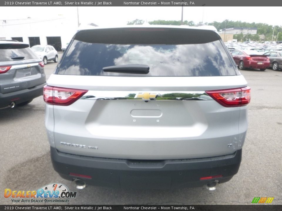 2019 Chevrolet Traverse LT AWD Silver Ice Metallic / Jet Black Photo #4