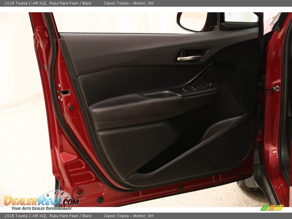 2018 Toyota C-HR XLE Ruby Flare Pearl / Black Photo #4