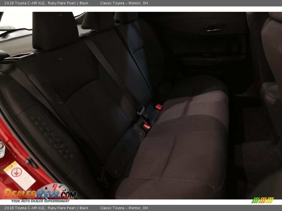 2018 Toyota C-HR XLE Ruby Flare Pearl / Black Photo #14
