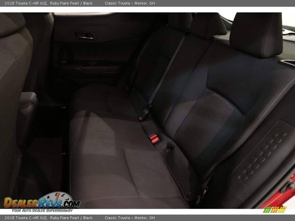 2018 Toyota C-HR XLE Ruby Flare Pearl / Black Photo #15