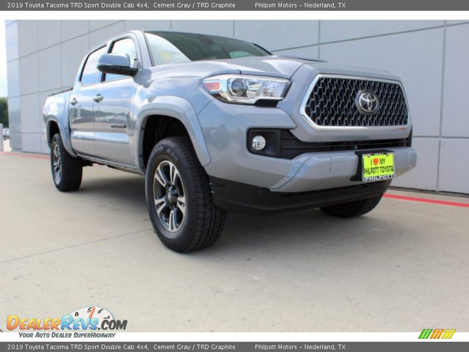 2019 Toyota Tacoma TRD Sport Double Cab 4x4 Cement Gray / TRD Graphite Photo #2