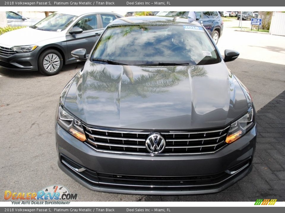 2018 Volkswagen Passat S Platinum Gray Metallic / Titan Black Photo #3