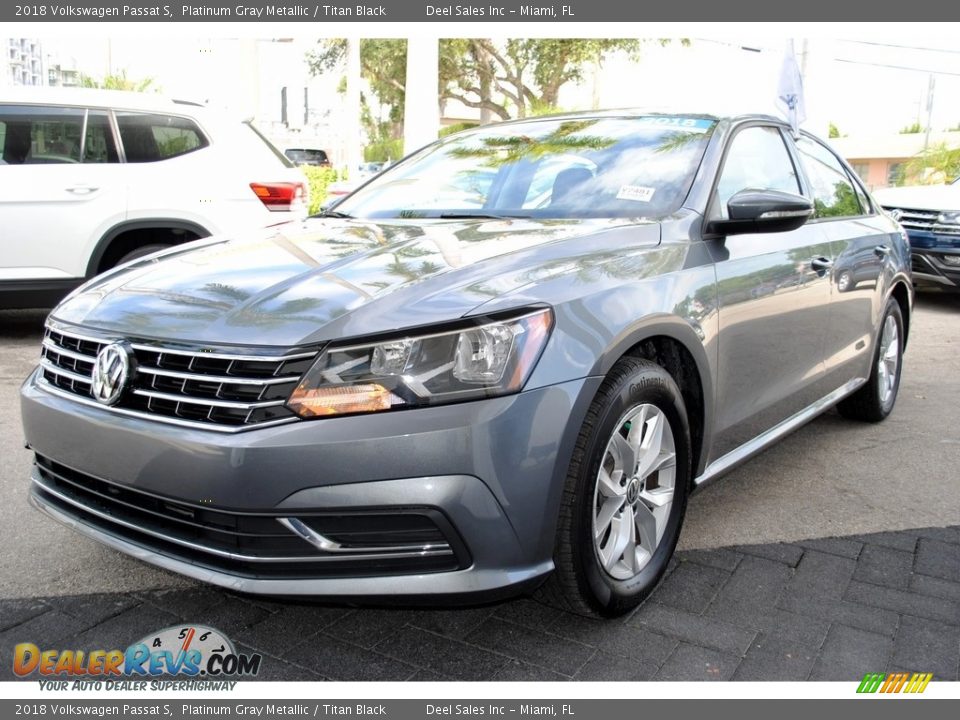 2018 Volkswagen Passat S Platinum Gray Metallic / Titan Black Photo #5