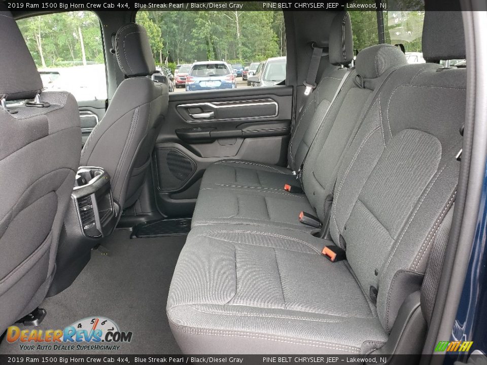 2019 Ram 1500 Big Horn Crew Cab 4x4 Blue Streak Pearl / Black/Diesel Gray Photo #6