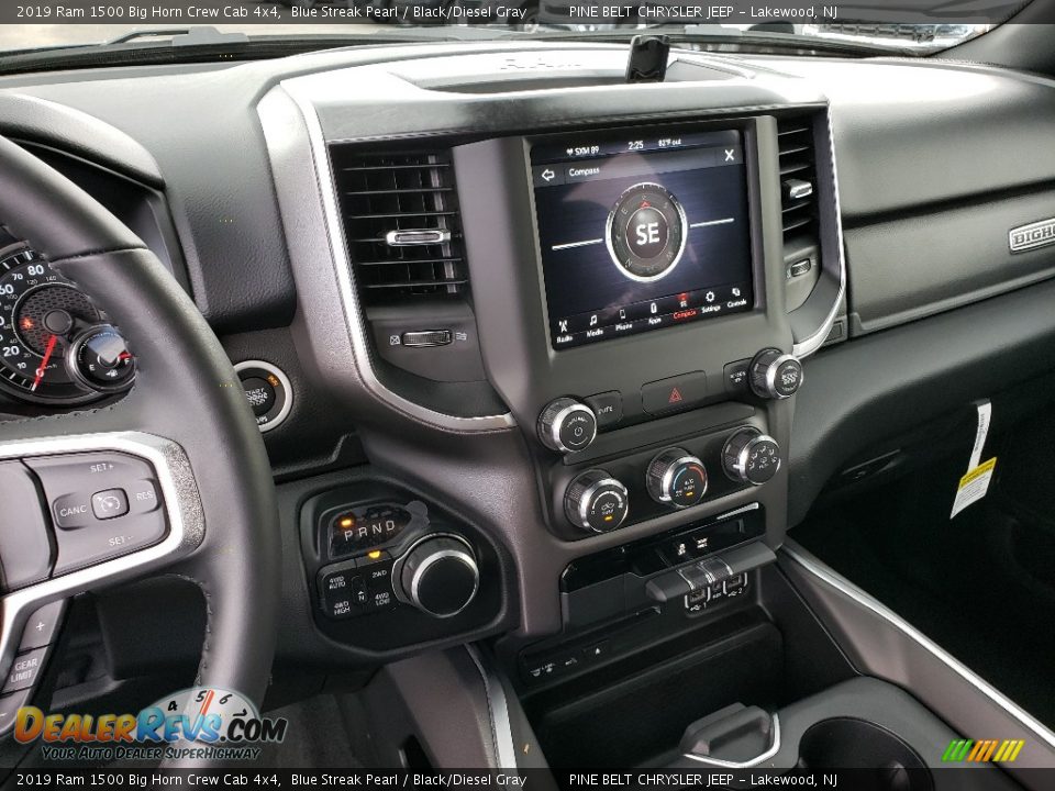 2019 Ram 1500 Big Horn Crew Cab 4x4 Blue Streak Pearl / Black/Diesel Gray Photo #10