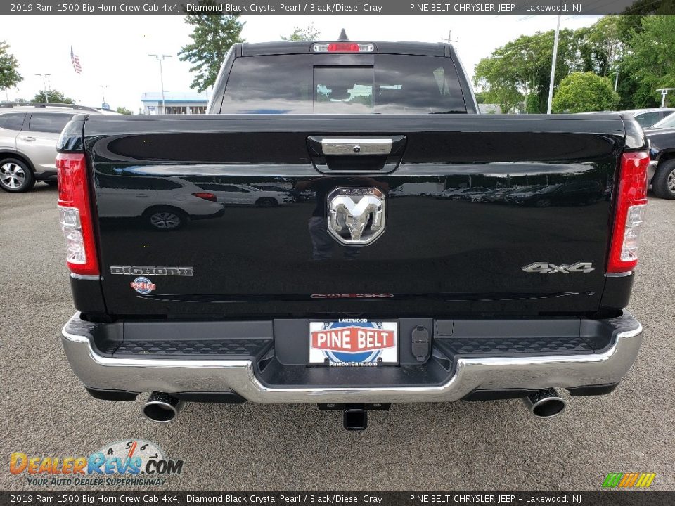 2019 Ram 1500 Big Horn Crew Cab 4x4 Diamond Black Crystal Pearl / Black/Diesel Gray Photo #5