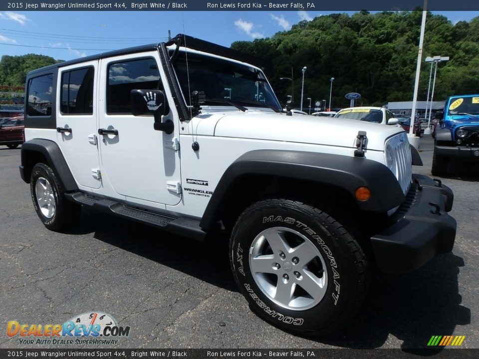 2015 Jeep Wrangler Unlimited Sport 4x4 Bright White / Black Photo #9