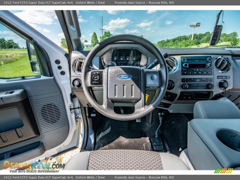 2012 Ford F250 Super Duty XLT SuperCab 4x4 Oxford White / Steel Photo #11