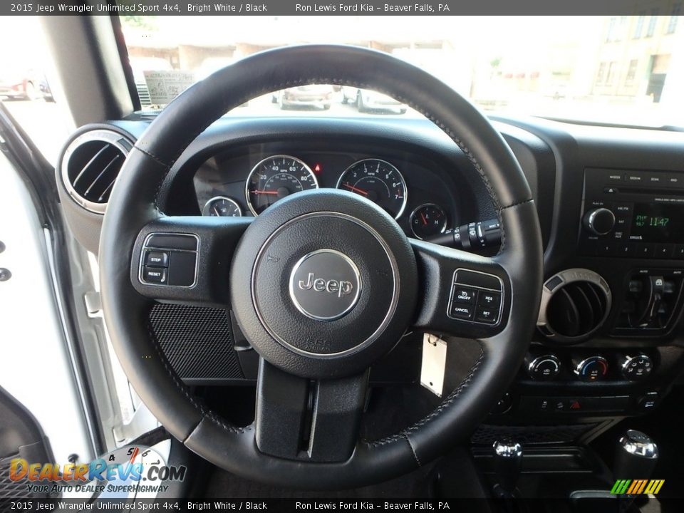 2015 Jeep Wrangler Unlimited Sport 4x4 Bright White / Black Photo #17