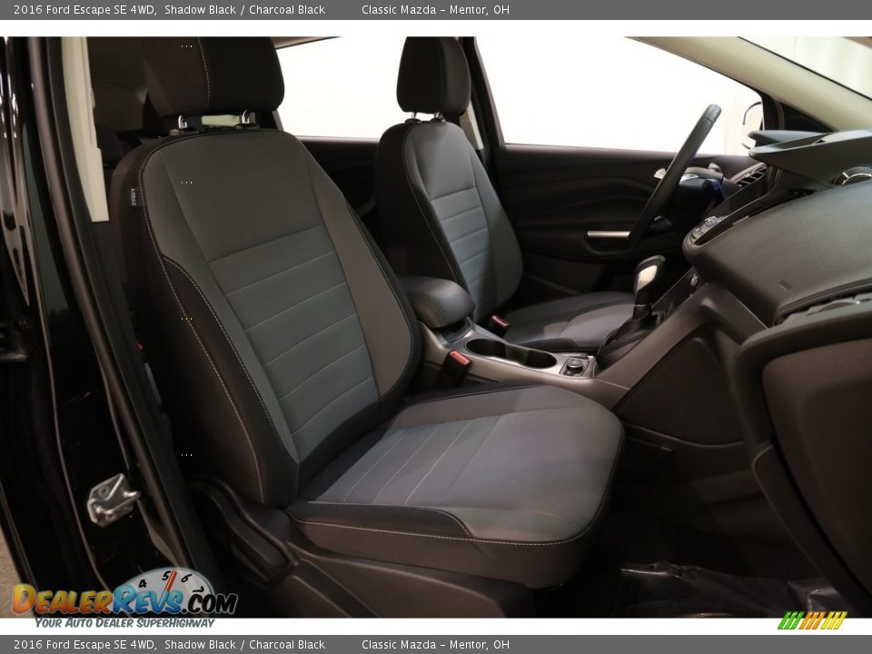 2016 Ford Escape SE 4WD Shadow Black / Charcoal Black Photo #16