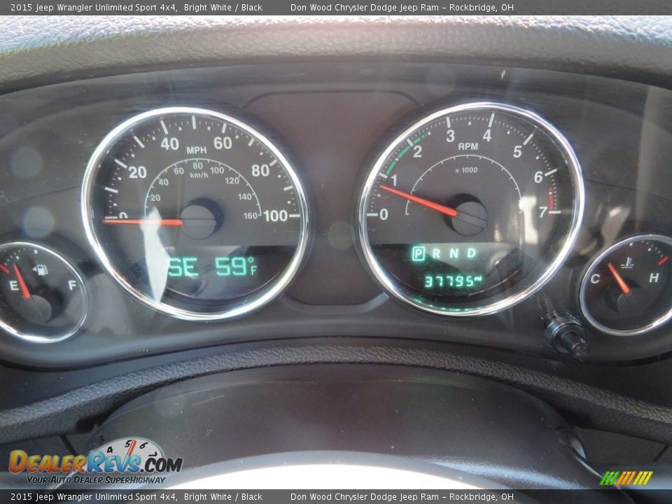 2015 Jeep Wrangler Unlimited Sport 4x4 Bright White / Black Photo #16