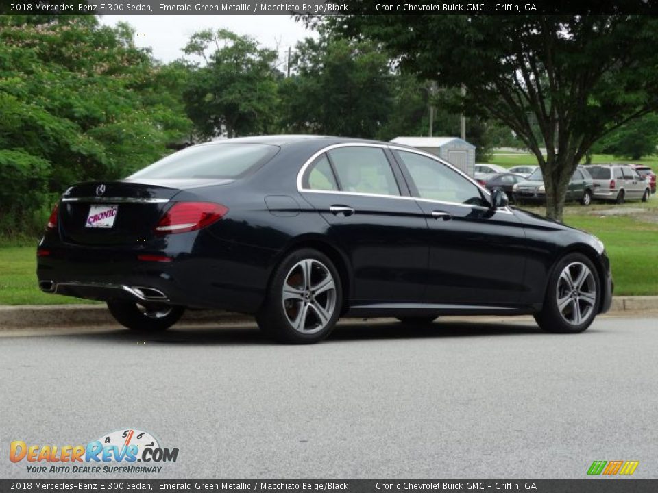 2018 Mercedes-Benz E 300 Sedan Emerald Green Metallic / Macchiato Beige/Black Photo #3