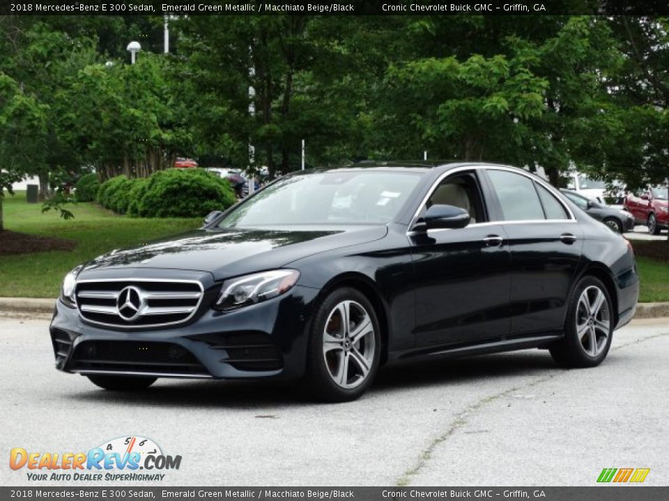 2018 Mercedes-Benz E 300 Sedan Emerald Green Metallic / Macchiato Beige/Black Photo #5