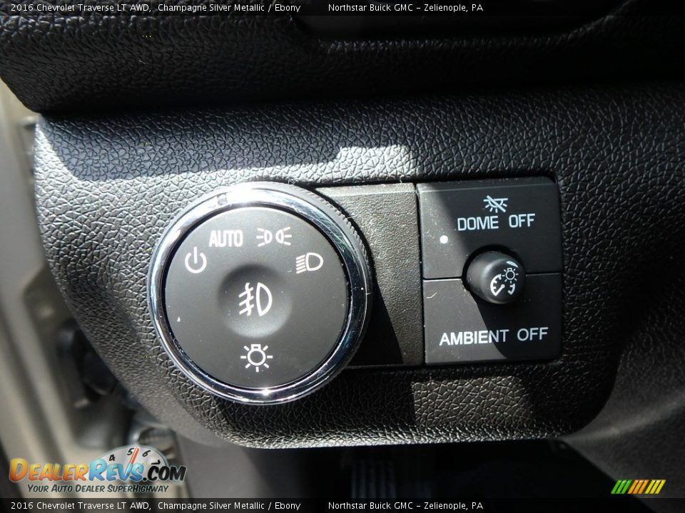 2016 Chevrolet Traverse LT AWD Champagne Silver Metallic / Ebony Photo #21