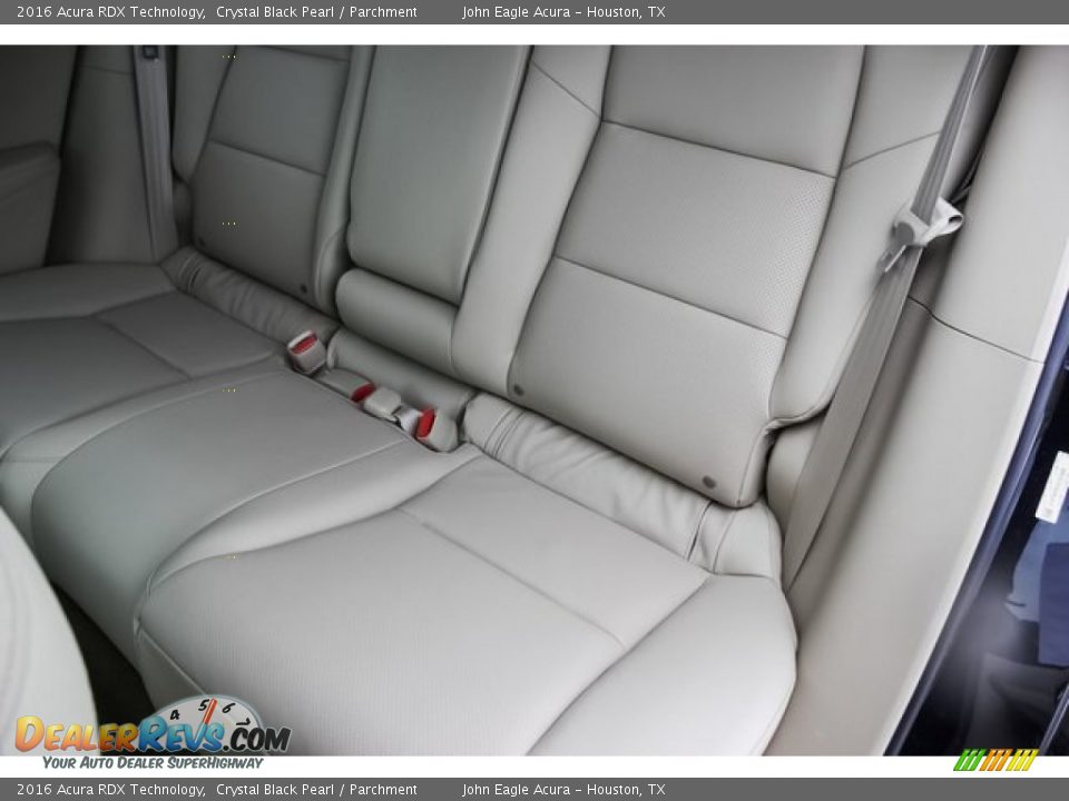 2016 Acura RDX Technology Crystal Black Pearl / Parchment Photo #12