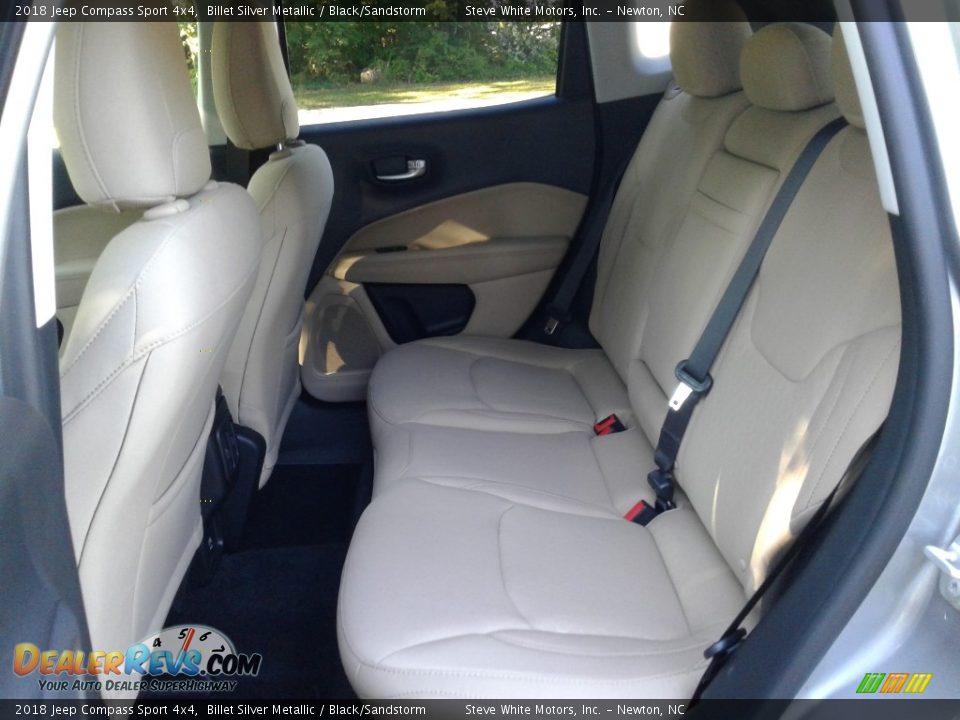 2018 Jeep Compass Sport 4x4 Billet Silver Metallic / Black/Sandstorm Photo #11