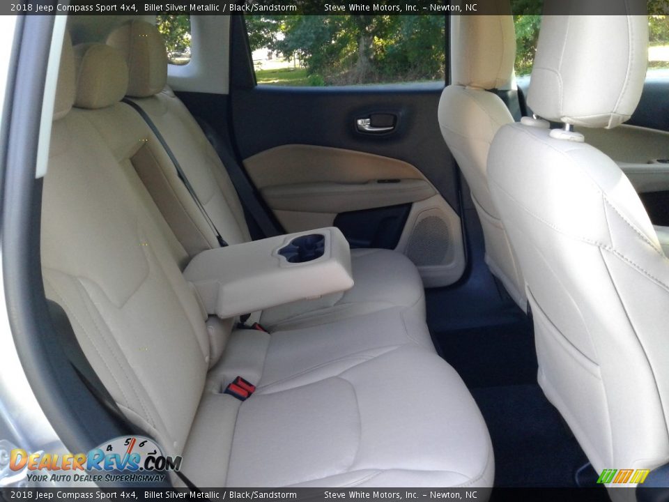 2018 Jeep Compass Sport 4x4 Billet Silver Metallic / Black/Sandstorm Photo #13