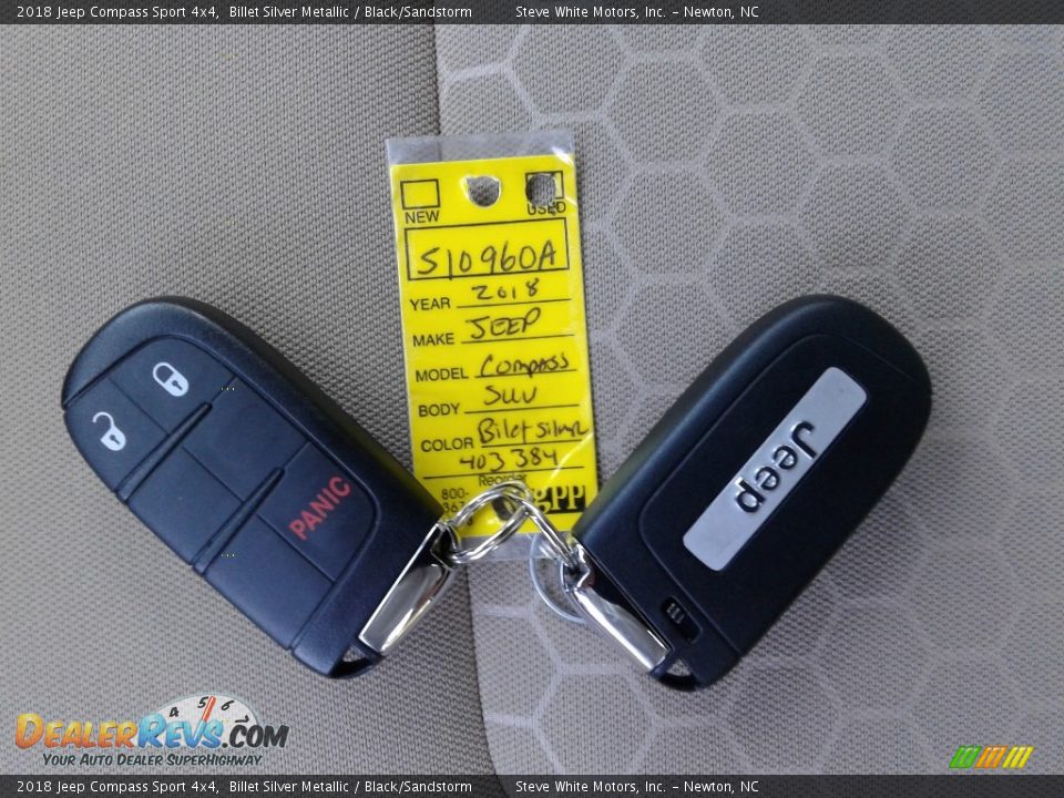 2018 Jeep Compass Sport 4x4 Billet Silver Metallic / Black/Sandstorm Photo #26