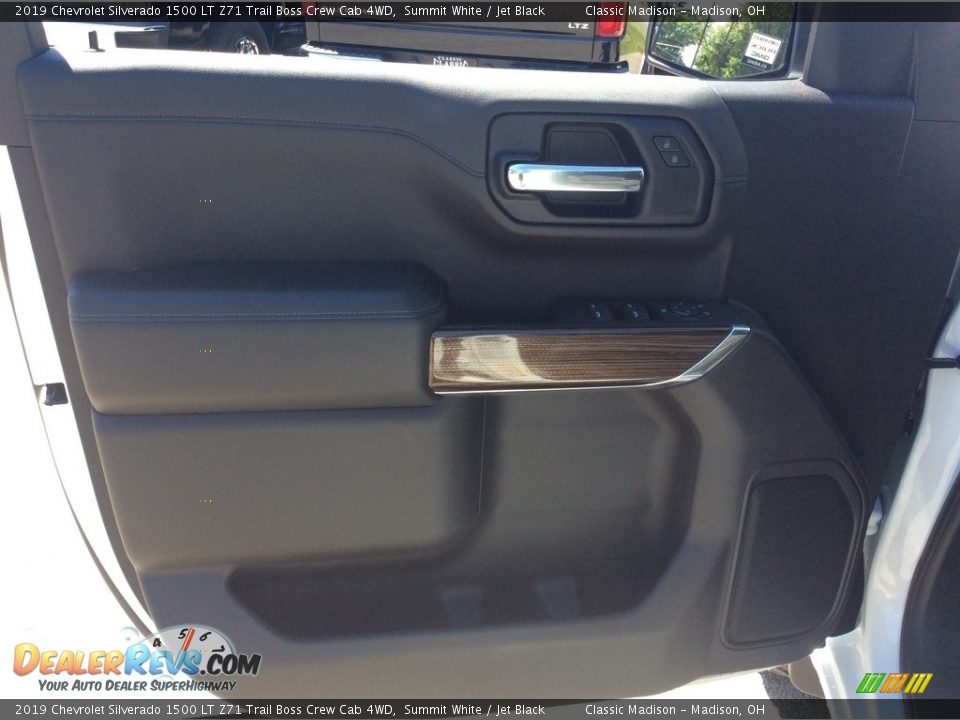 2019 Chevrolet Silverado 1500 LT Z71 Trail Boss Crew Cab 4WD Summit White / Jet Black Photo #8