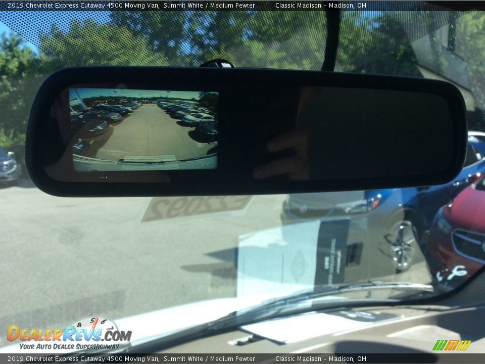 2019 Chevrolet Express Cutaway 4500 Moving Van Summit White / Medium Pewter Photo #15