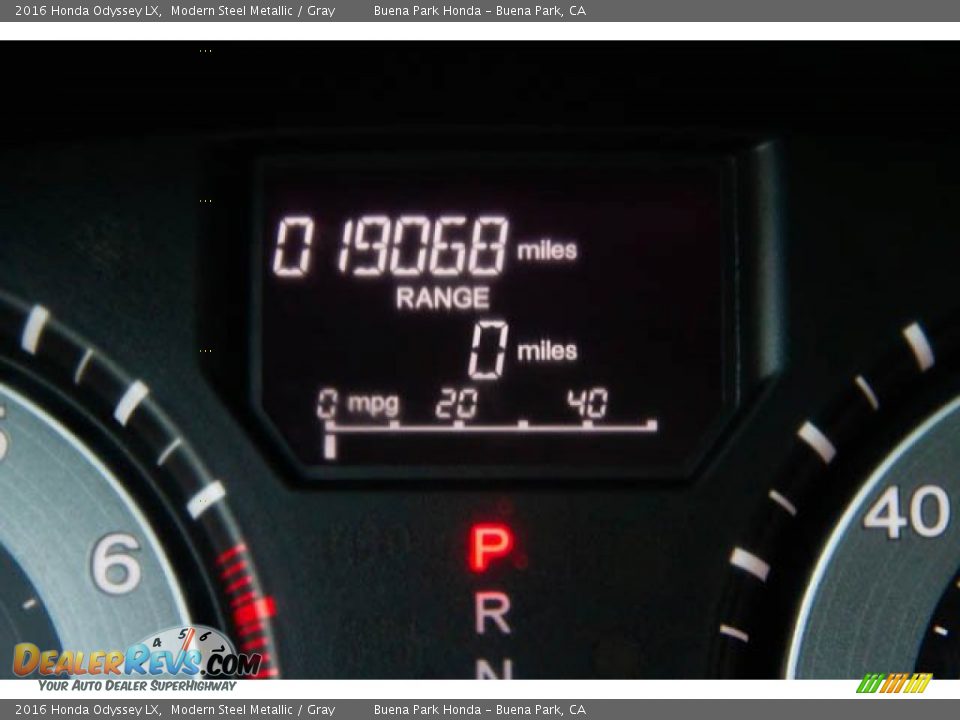 2016 Honda Odyssey LX Modern Steel Metallic / Gray Photo #6