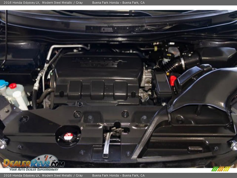 2016 Honda Odyssey LX Modern Steel Metallic / Gray Photo #32