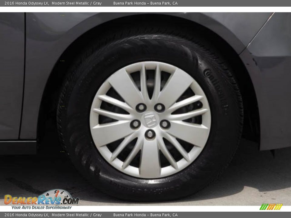 2016 Honda Odyssey LX Modern Steel Metallic / Gray Photo #34