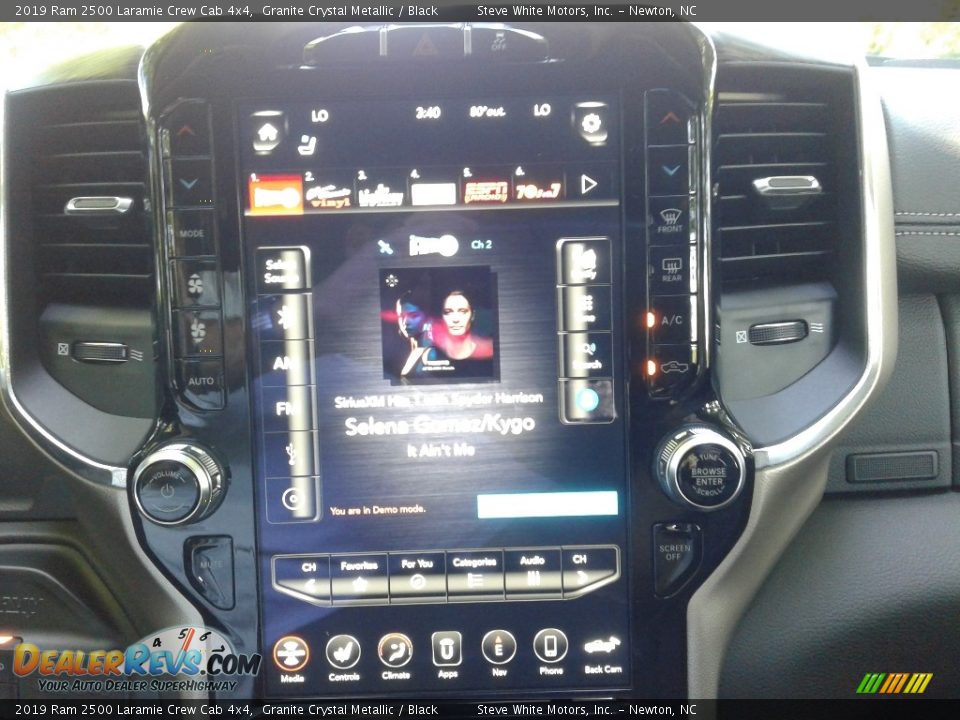 2019 Ram 2500 Laramie Crew Cab 4x4 Granite Crystal Metallic / Black Photo #22