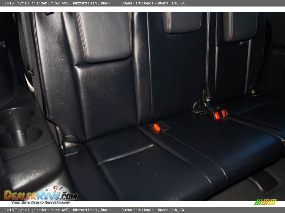 2016 Toyota Highlander Limited AWD Blizzard Pearl / Black Photo #20